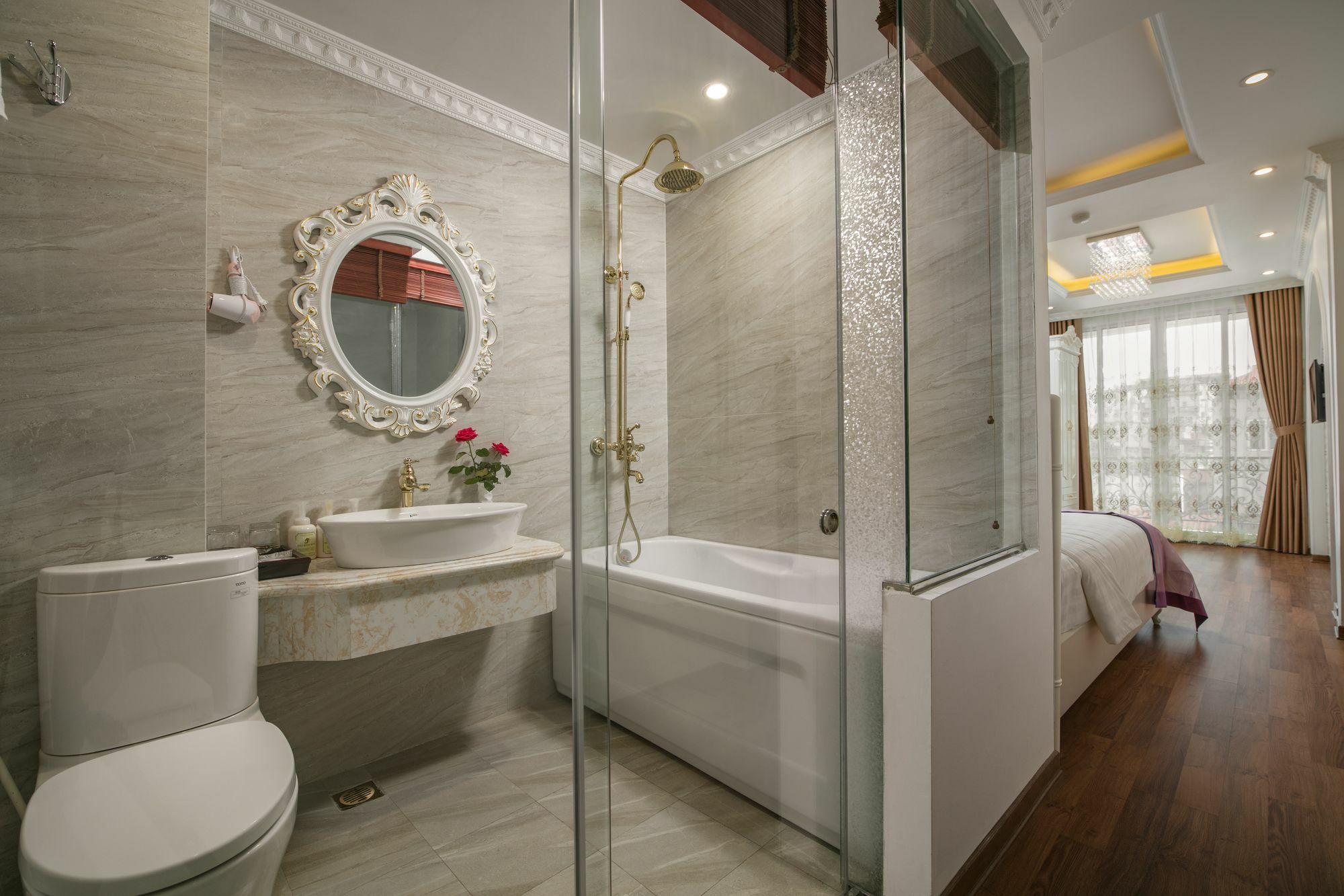 Viola Royal Hotel & Spa Hanoi Bagian luar foto
